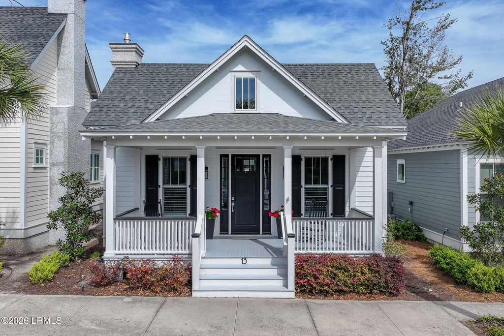 13 Hamlet Row, Beaufort, SC 29906