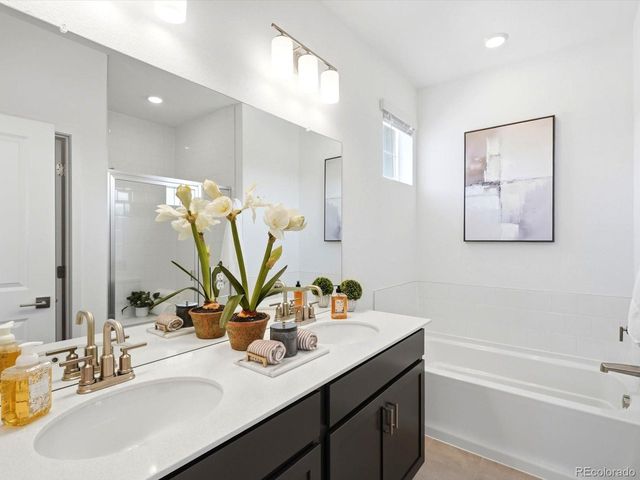 9719 Browns Peak Cir, Littleton, CO 80125