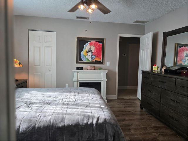 1405 STRADA D ARGENTO, Venice, FL 34292