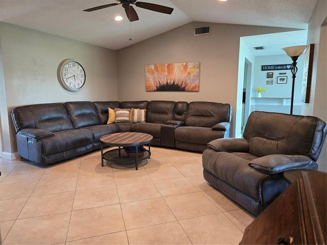 1405 STRADA D ARGENTO, Venice, FL 34292