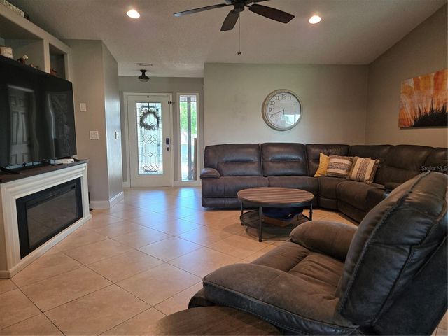 1405 STRADA D ARGENTO, Venice, FL 34292