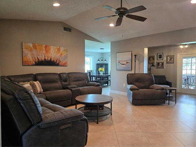 1405 STRADA D ARGENTO, Venice, FL 34292