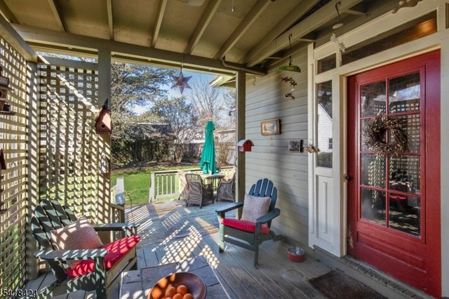 11 Halstead St, Clinton Town, NJ 08809