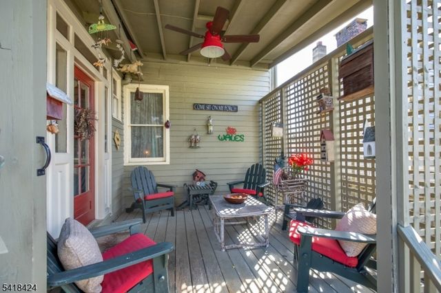 11 Halstead St, Clinton Town, NJ 08809