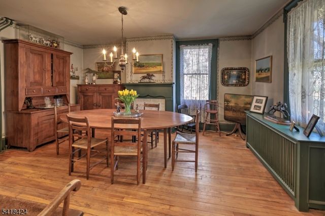 11 Halstead St, Clinton Town, NJ 08809