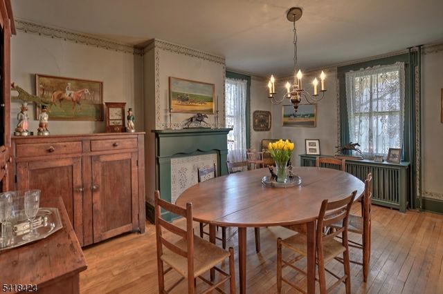 11 Halstead St, Clinton Town, NJ 08809