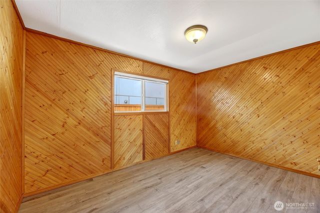 2827 SW Nevada Street, Seattle, WA 98126