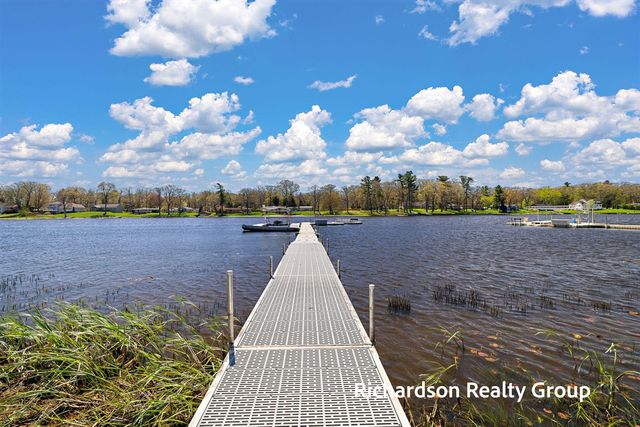 15074 Mercury Drive, Grand Haven, MI 49417