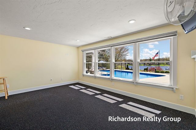15074 Mercury Drive, Grand Haven, MI 49417