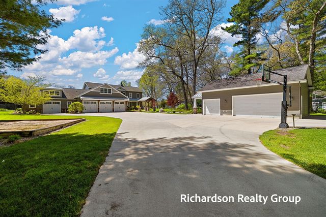 15074 Mercury Drive, Grand Haven, MI 49417