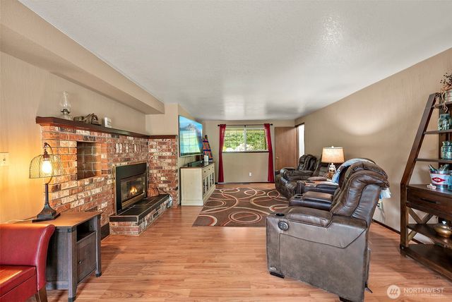 3225 83rd Avenue SW, Olympia, WA 98512