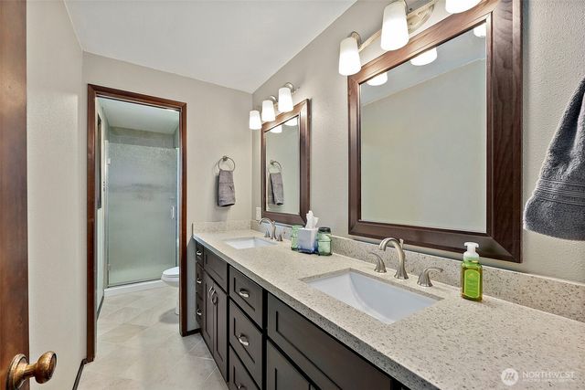 3225 83rd Avenue SW, Olympia, WA 98512