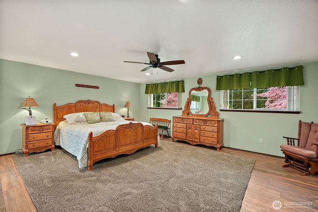 3225 83rd Avenue SW, Olympia, WA 98512