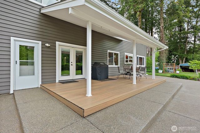 3225 83rd Avenue SW, Olympia, WA 98512