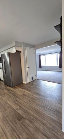 1014 Maplehill Drive, Albert Lea, MN 56007