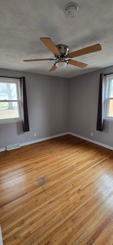 1014 Maplehill Drive, Albert Lea, MN 56007