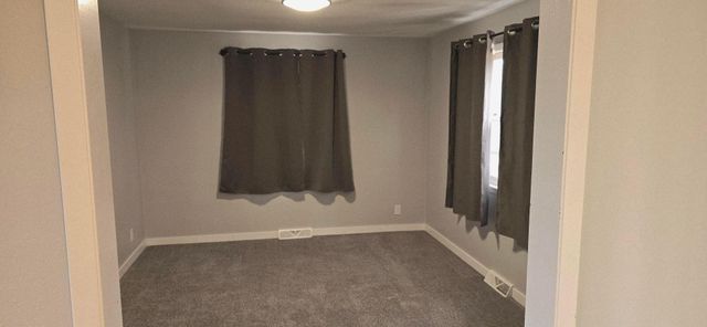 1014 Maplehill Drive, Albert Lea, MN 56007