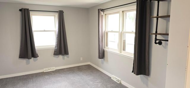 1014 Maplehill Drive, Albert Lea, MN 56007