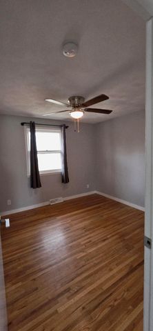 1014 Maplehill Drive, Albert Lea, MN 56007