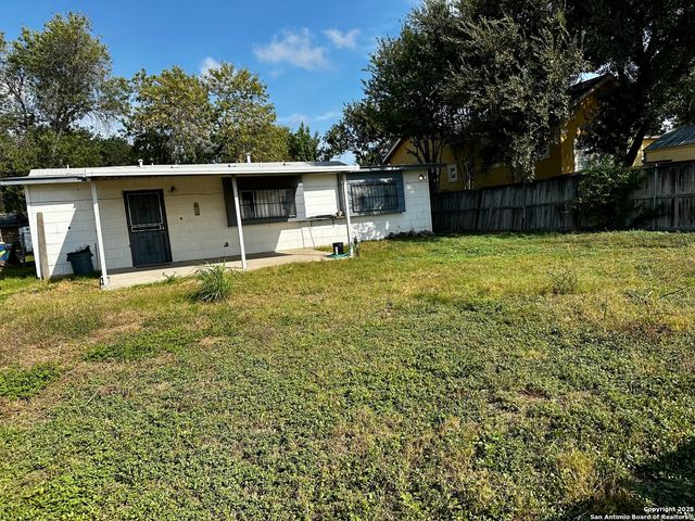 5874 Castle Hunt, San Antonio, TX 78218