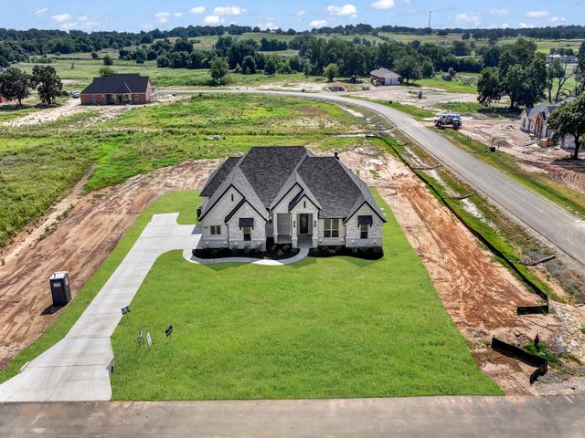 2000 Forest Bridge Drive, Azle, TX 76020