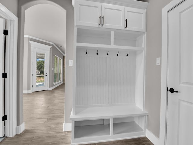 2000 Forest Bridge Drive, Azle, TX 76020