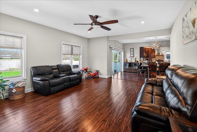 1276 Fairhaven Road, Sun Prairie, WI 53590
