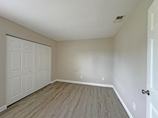 1852 SE Rainier Road, Port St Lucie, FL 34952
