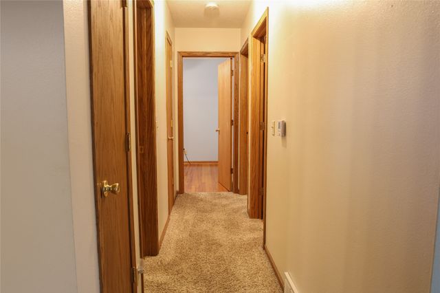 5370 NE 5th Street, Des Moines, IA 50313