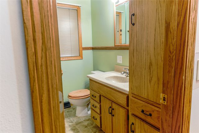 5370 NE 5th Street, Des Moines, IA 50313