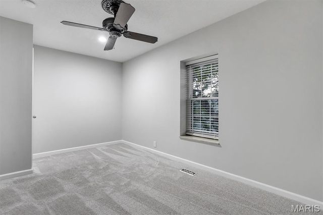 13472 Mason Village Court, Town And Country, MO 63131