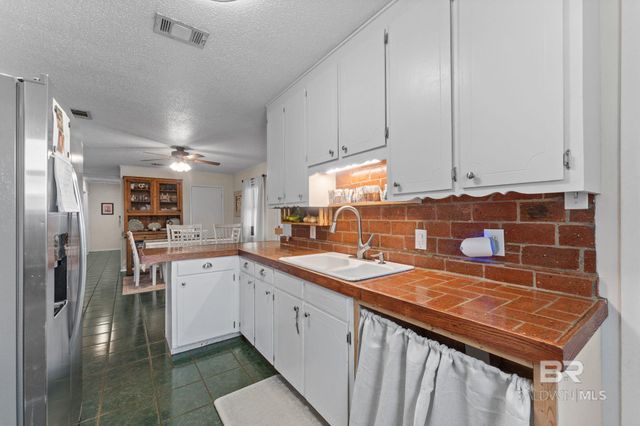 21795 4th Street, Silverhill, AL 36578