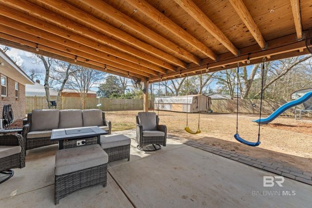 21795 4th Street, Silverhill, AL 36578