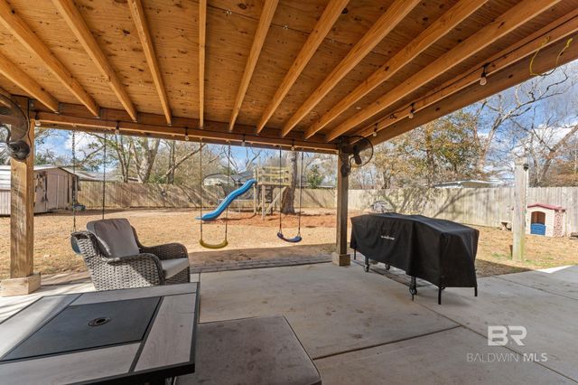 21795 4th Street, Silverhill, AL 36578