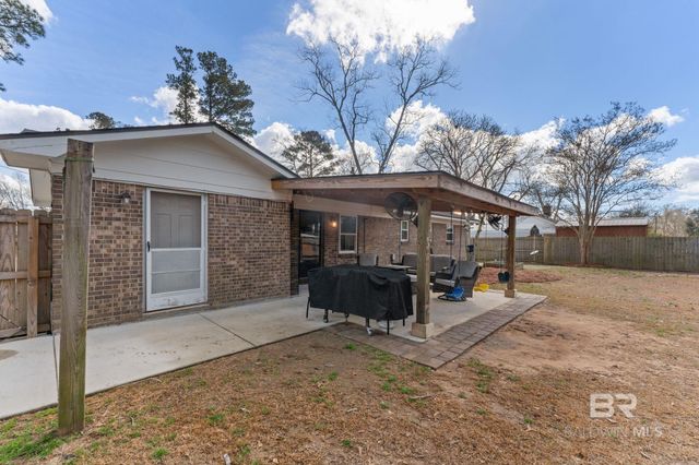 21795 4th Street, Silverhill, AL 36578