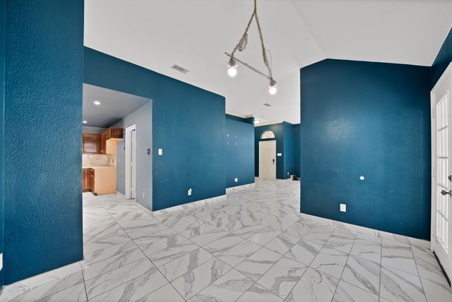 828 Windswept Drive, Cedar Hill, TX 75104