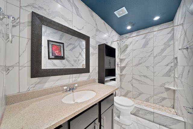 828 Windswept Drive, Cedar Hill, TX 75104