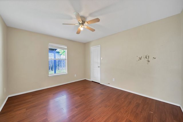 828 Windswept Drive, Cedar Hill, TX 75104