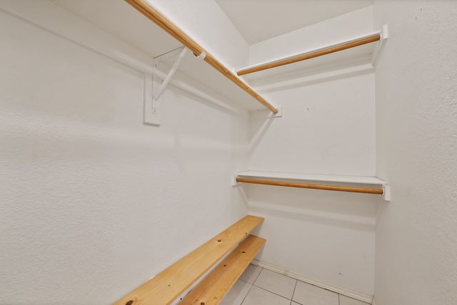 828 Windswept Drive, Cedar Hill, TX 75104