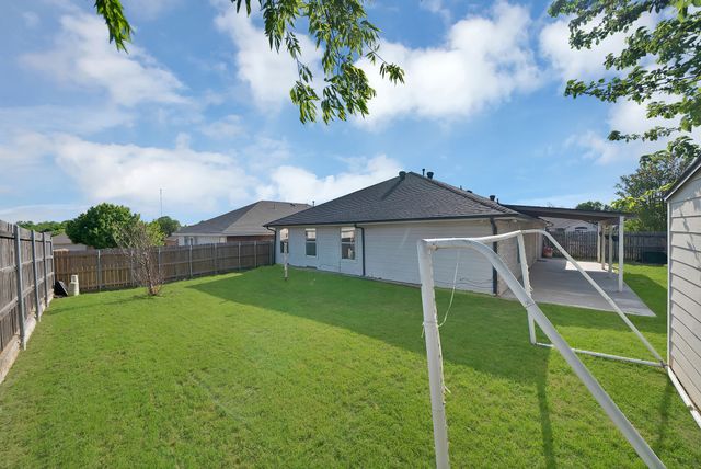 828 Windswept Drive, Cedar Hill, TX 75104