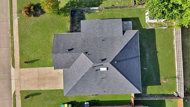 828 Windswept Drive, Cedar Hill, TX 75104