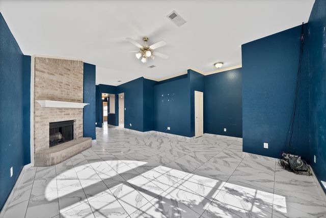 828 Windswept Drive, Cedar Hill, TX 75104