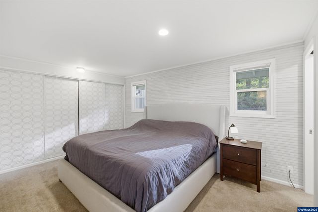 30550 Rancho Rd, Lebanon, OR 97355