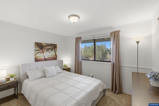 30550 Rancho Rd, Lebanon, OR 97355