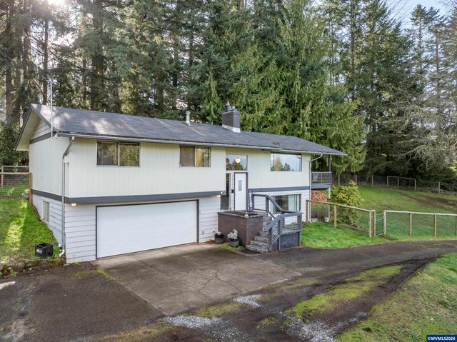 30550 Rancho Rd, Lebanon, OR 97355