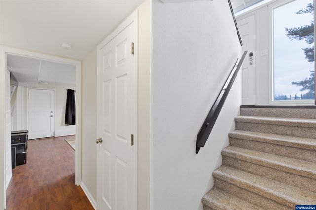 30550 Rancho Rd, Lebanon, OR 97355