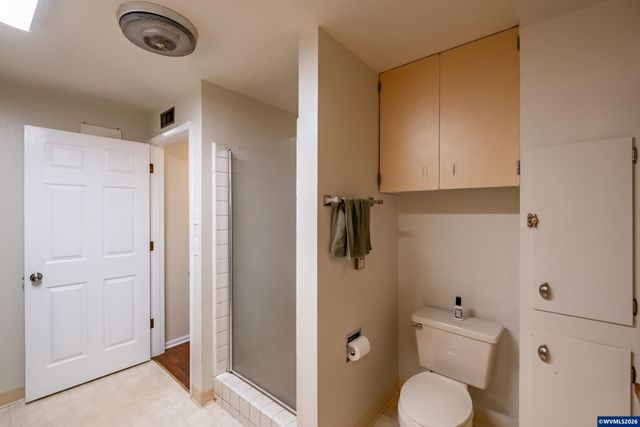 30550 Rancho Rd, Lebanon, OR 97355