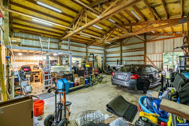 30550 Rancho Rd, Lebanon, OR 97355