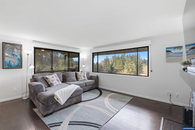 30550 Rancho Rd, Lebanon, OR 97355