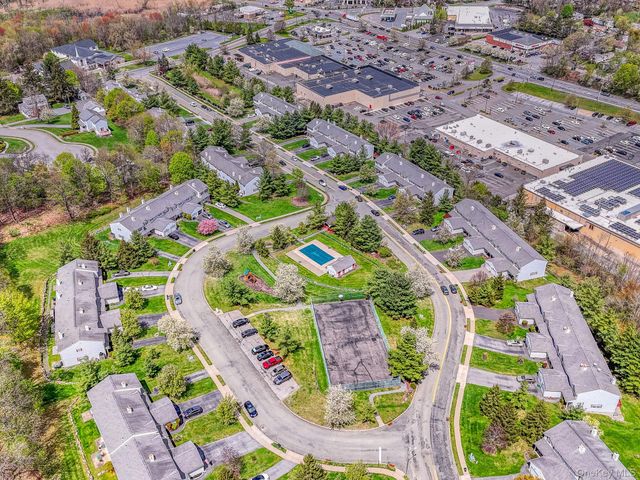 98 Lois Lane, Monroe, NY 10950